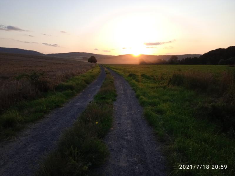 Sonnenuntergang in Bad Zwesten, Autorin Feli Möhle